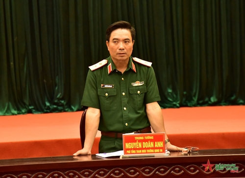 Trung tướng Nguyễn Doãn Anh kiểm tra công tác sẵn sàng chiến đấu tại Bộ Chỉ huy Bộ đội Biên phòng tỉnh Tiền Giang

